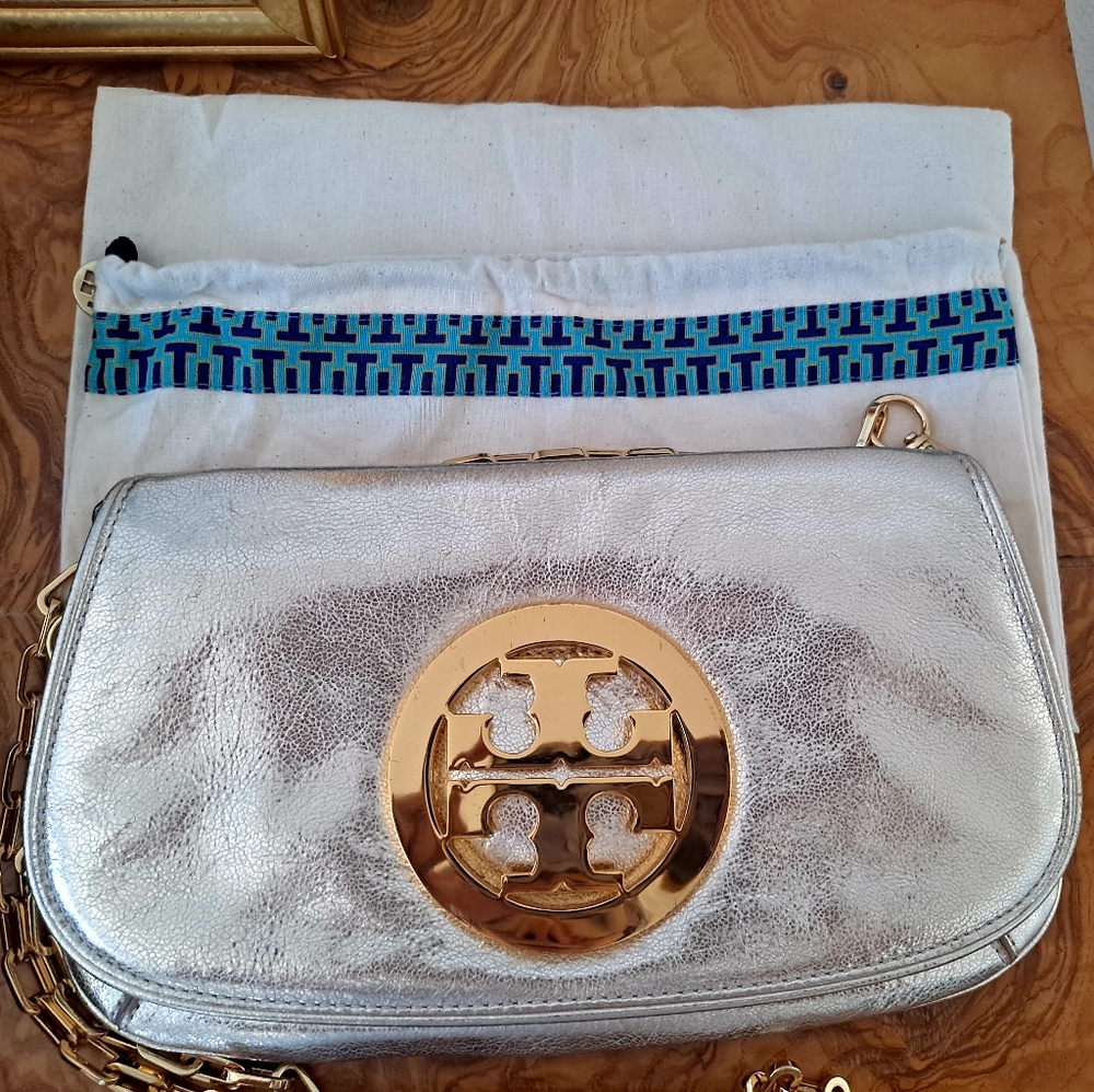 Tory Burch Britton Clutch/Crossbody Pebbled Gold Leather